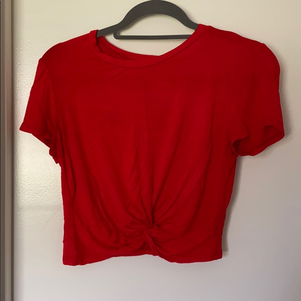 2 gaze crop tops!